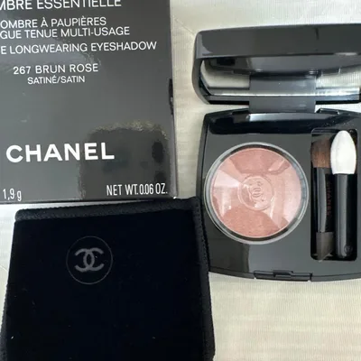 CHANEL オンブル エサンシエル 267 ブラン ローズ
