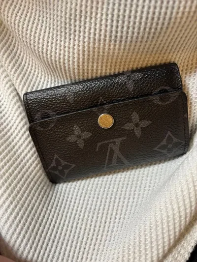 LOUIS VUITTON モノグラム エクリプス キーケース 6連