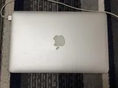 MacBook Air 11-inch 2015 8gb 256gbバッテリー❌