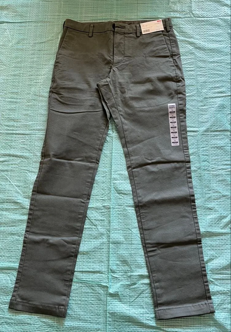 UNIQLO スリムフィットノータックチノ 76cm オリーブ