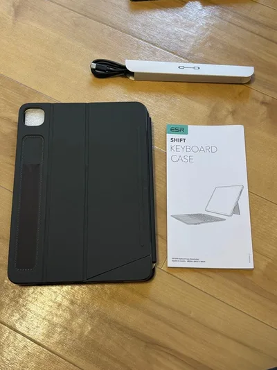 ESR iPad用キーボードケース