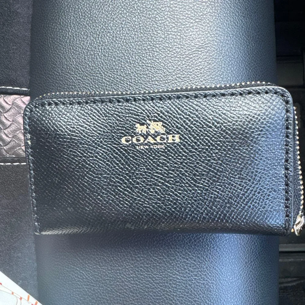 COACH コーチ カードケース ブラック ファスナー付き