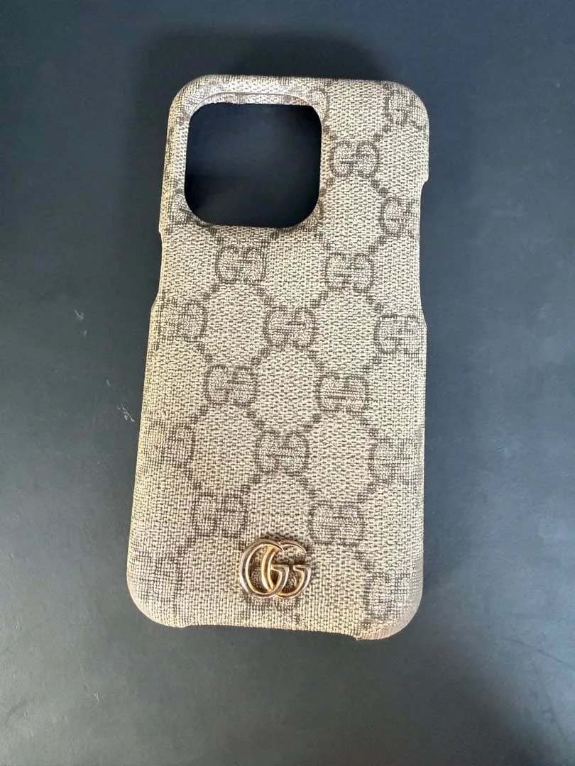 GUCCI iPhone15proスマホケース