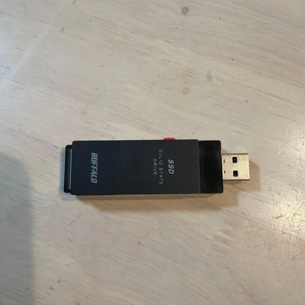 BUFFALO SSD-PUT1.0U3-B/N 外付けSSD