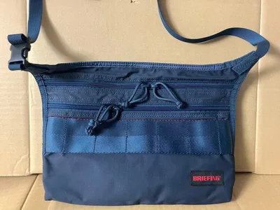 【新品・未使用】BRIEFING マルチサコッシュ ショルダーバッグ ネイビー