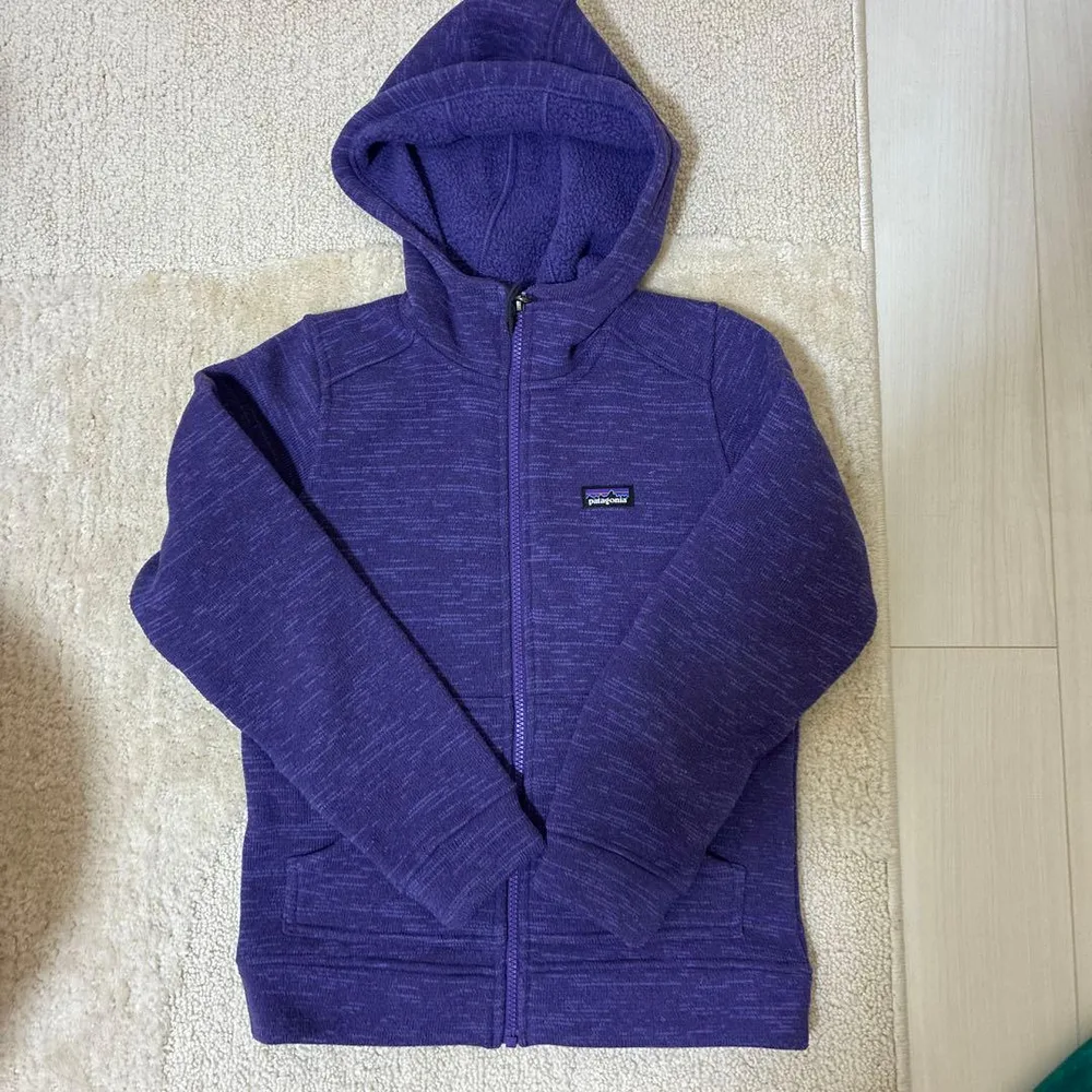 Patagonia キッズ フリースジャケット パープル L(12)