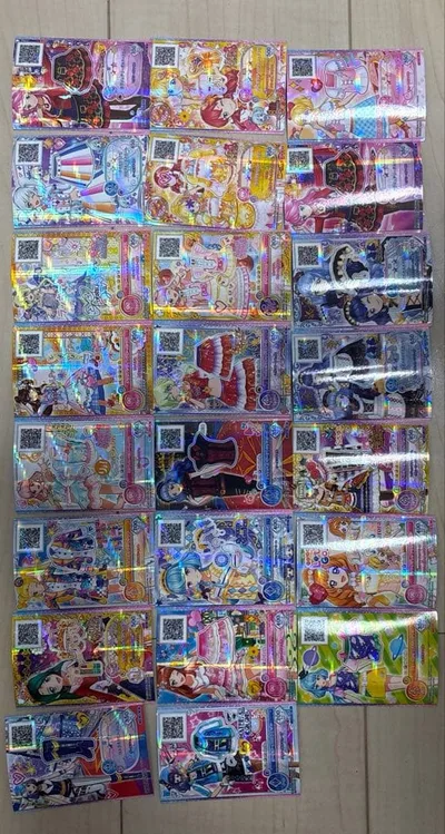 ขายการ์ด Aikatsu จำนวนมาก