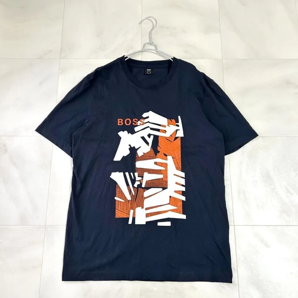 HUGO BOSS Lサイズ プリントTシャツ 半袖カットソー ネイビー系