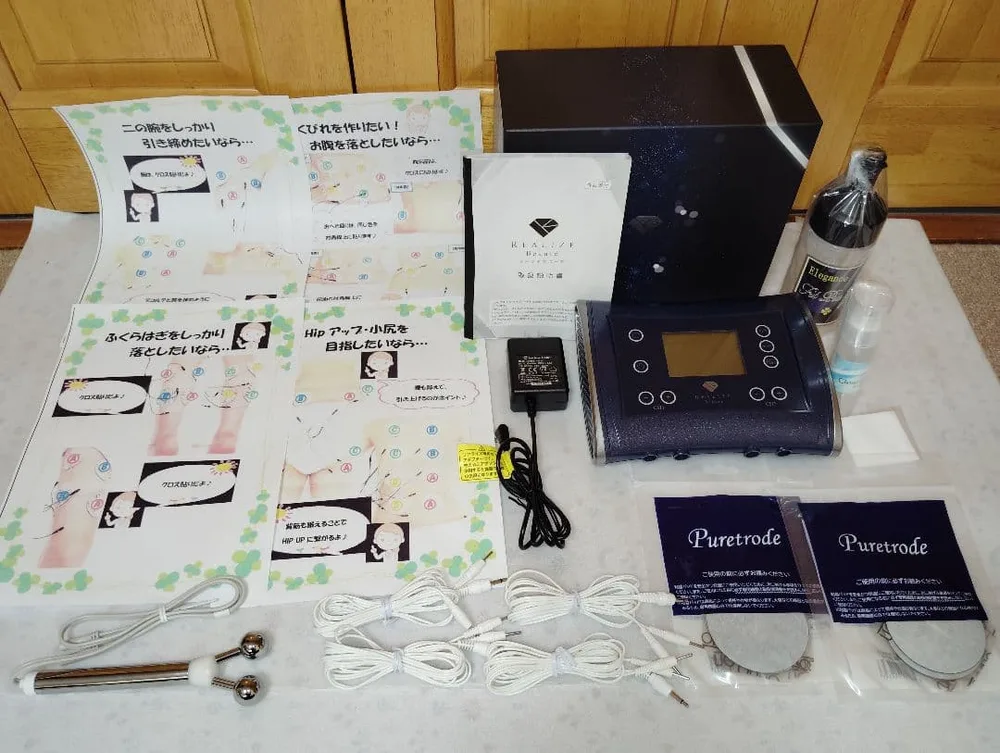 スリムビューティーハウス■EMS美容機器リアライズ ボーテ■多数付属品付き