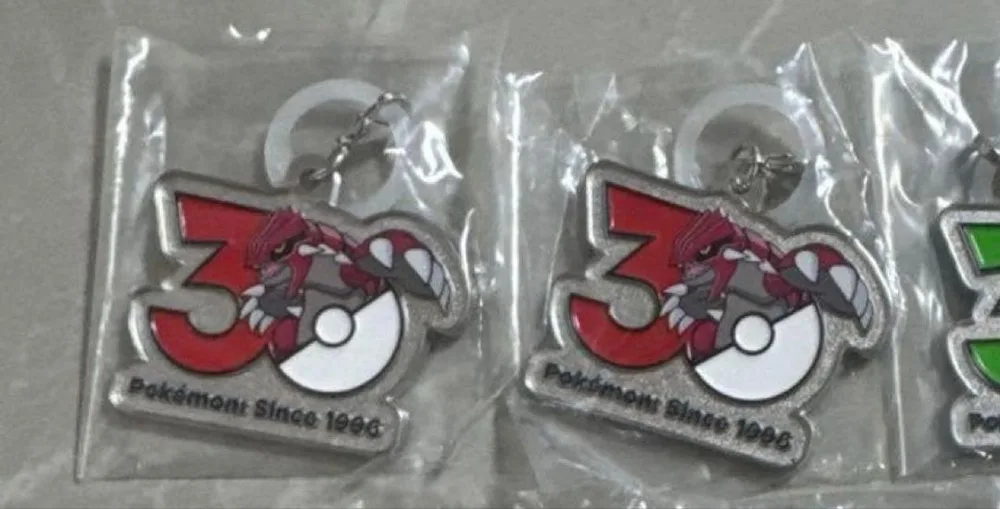 ポケモン 30周年 めじるしアクセサリー グラードン2個
