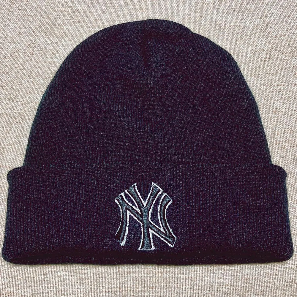 新品 ニューヨーク・ヤンキース ビーニー 黒 MLB