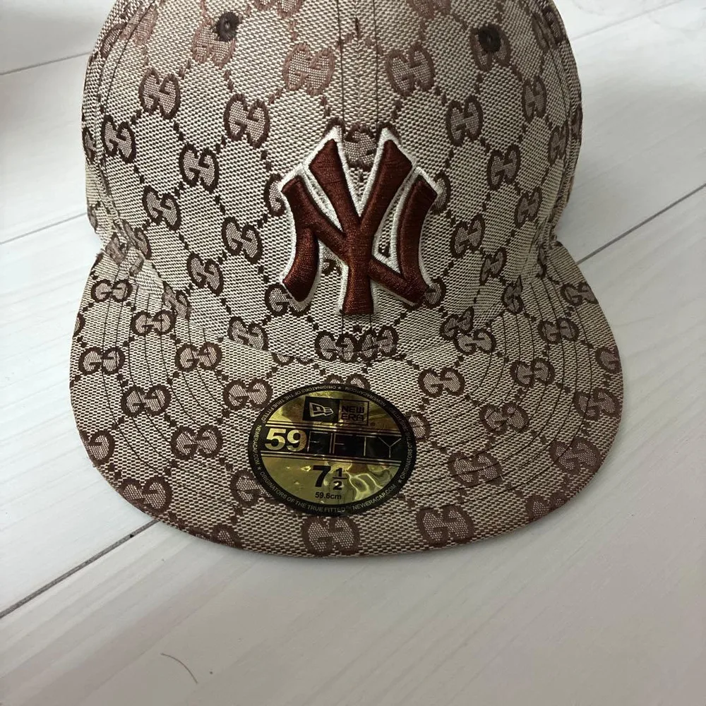 GUCCI New Era 59FIFTY NY キャップ 帽子