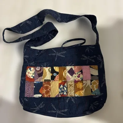 トンボ柄 藍染風 パッチワーク ショルダーバッグ