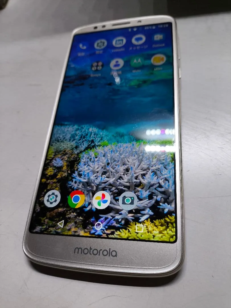motorola スマートフォン 本体
