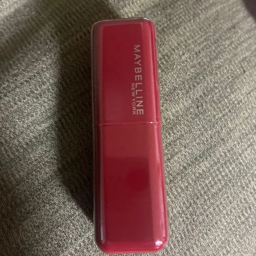 MAYBELLINE シャインコンパルジョン 06