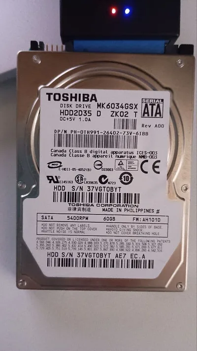 TOSHIBA 2.5インチHDD 60GB MK6034GSX 本体