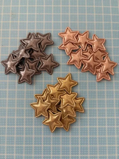 ハンドメイド 素材 星型 デコレーションパーツ メタリック 30個