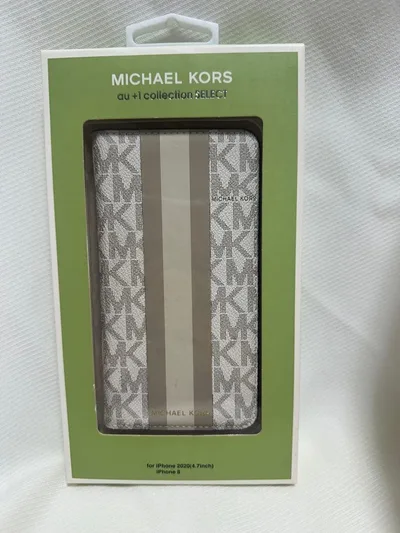 MICHAELKORS iPhone7/8/SE2/SE3手帳型ケース