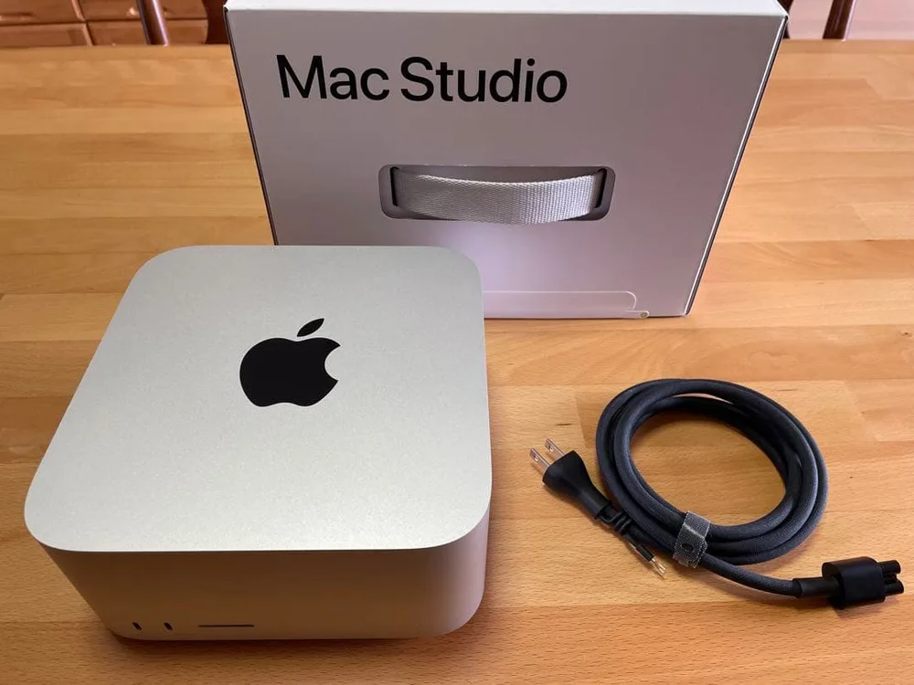 Mac Studio M2 Max 32GB/512GB MQH73J/A