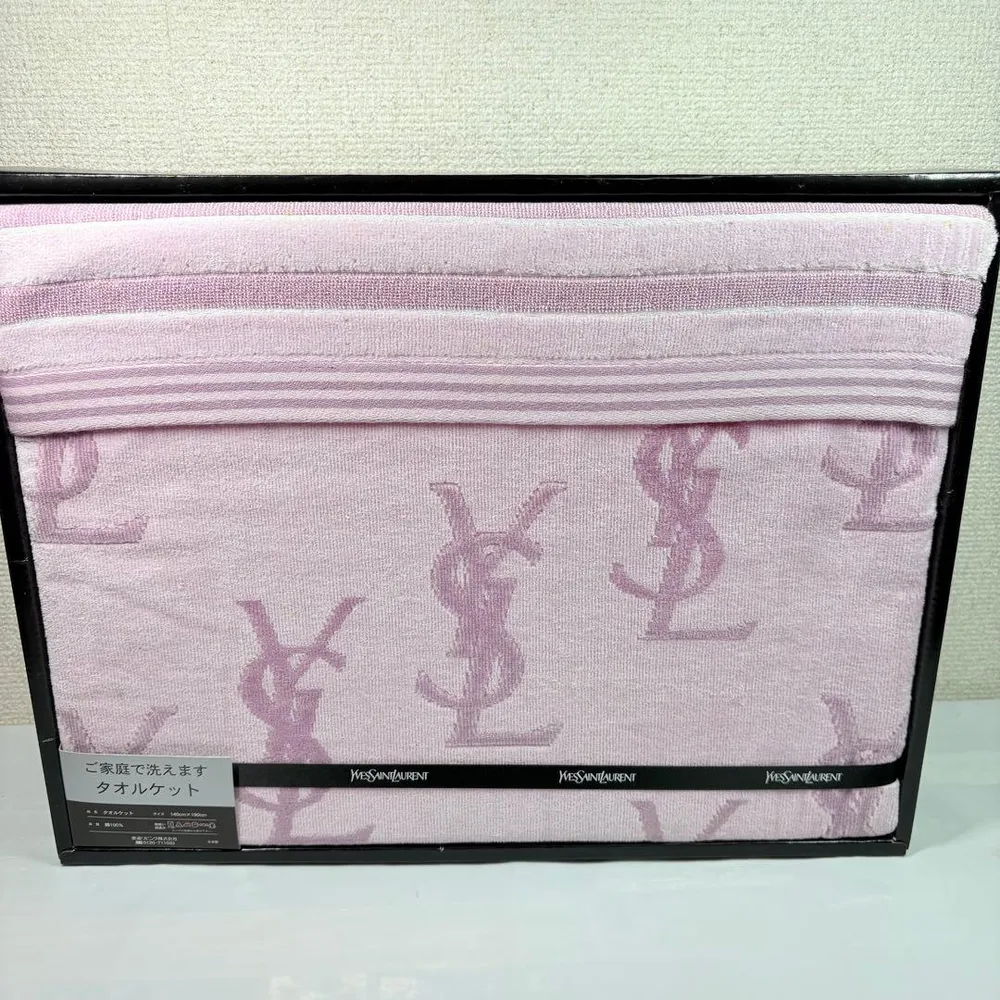 イヴ・サンローラン YSLロゴ総柄 家庭で洗えるタオルケット ピンク 管理NA