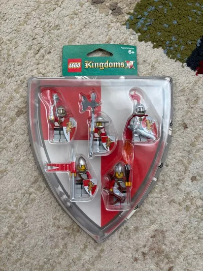 新品未使用 レア LEGO KINGDOMSの騎士 フィグセット