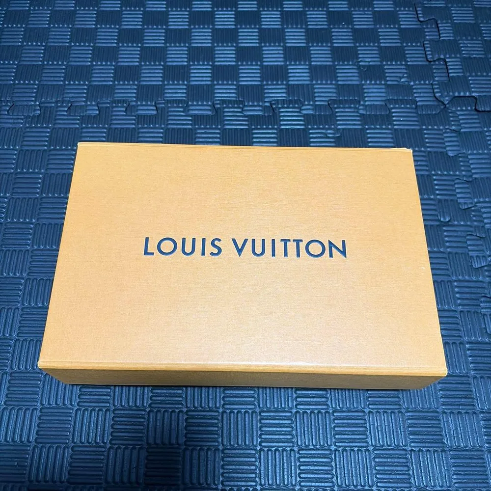 LOUIS VUITTON 空箱 ギフトボックス