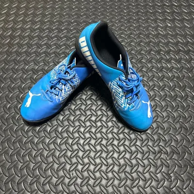 PUMA 28センチ サッカー トレーニングシューズ