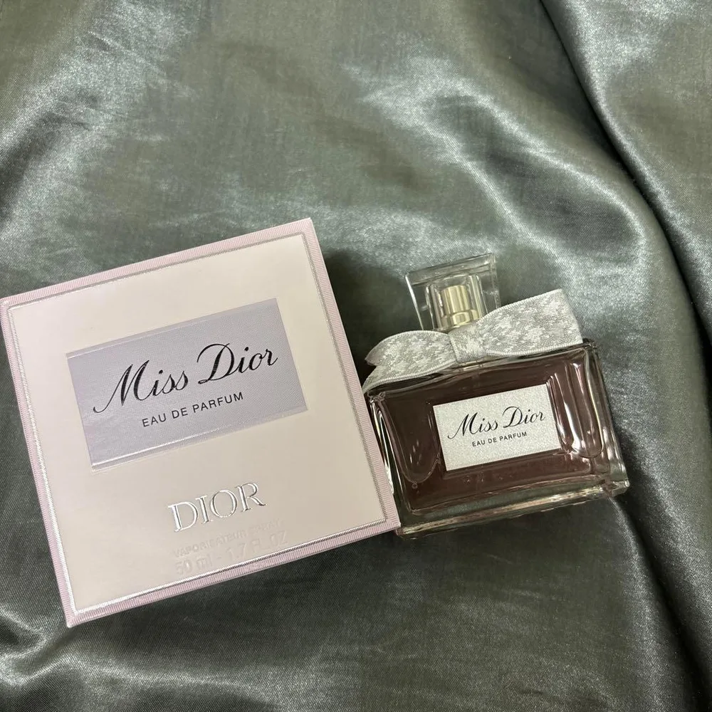 開封済3回使用DIOR Miss Dior EAU DE PARFUM 50ml