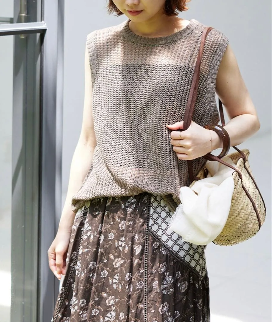 新品未使用 SLOBE IENA ノースリーブニット ベージュ