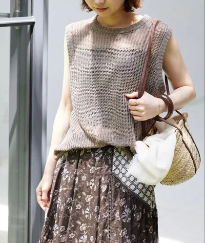 新品未使用 SLOBE IENA ノースリーブニット ベージュ