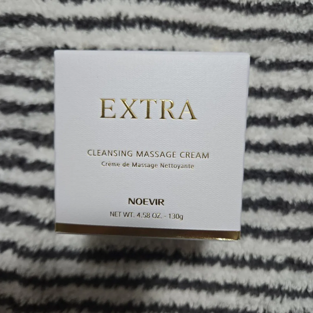 NOEVIR EXTRA クレンジングマッサージクリーム 130g