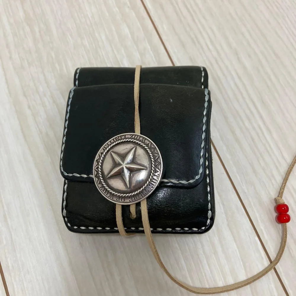 Whiz Leathers 二つ折り財布 レザー ウォレット