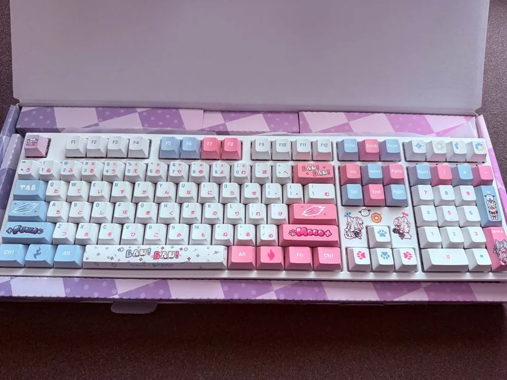 Ducky メカニカルキーボード & デスクマット フワモコ 限定デザイン