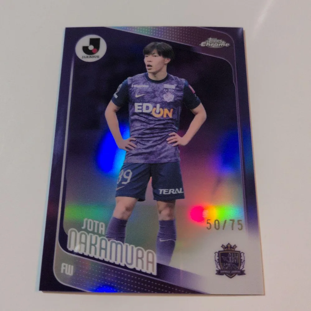 Topps Jリーグ Chrome 中村草太 75枚限定シリアル