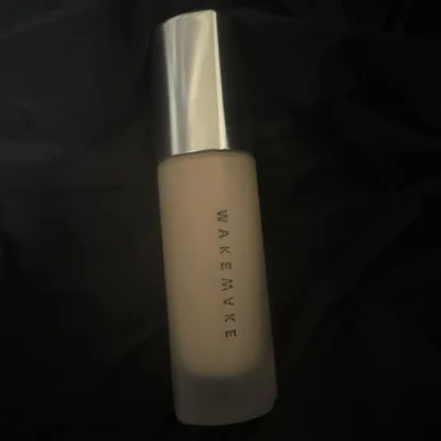 WAKEMAKE ウォーターベルベットカバーファンデーション 22