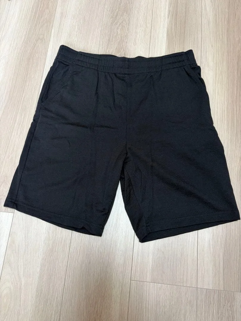 Superfine Merino Wool ショートパンツ ブラック L