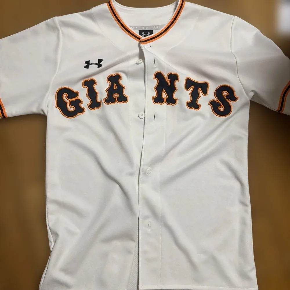 読売ジャイアンツ ユニフォーム アンダーアーマー 坂本勇人選手