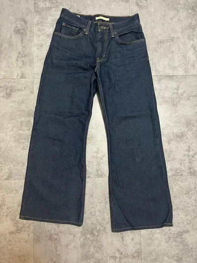 Levi’sブーツカット濃紺