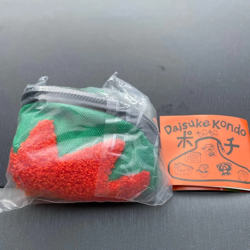 Daisuke Kondo もこもこポーチ 太陽 たいよう