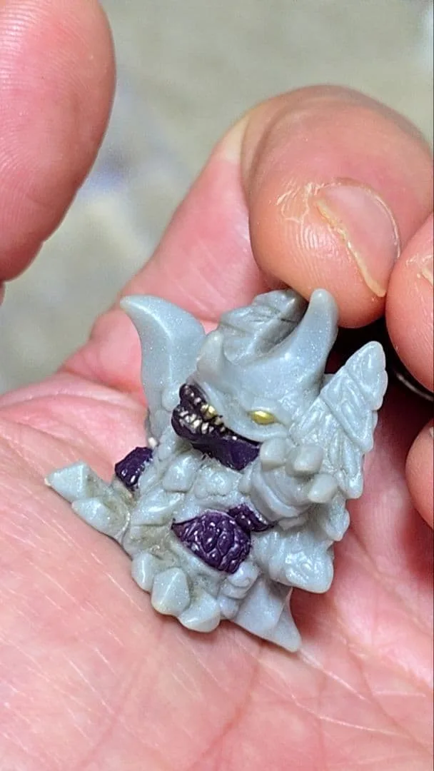 ミニフィギュア グレーの怪獣