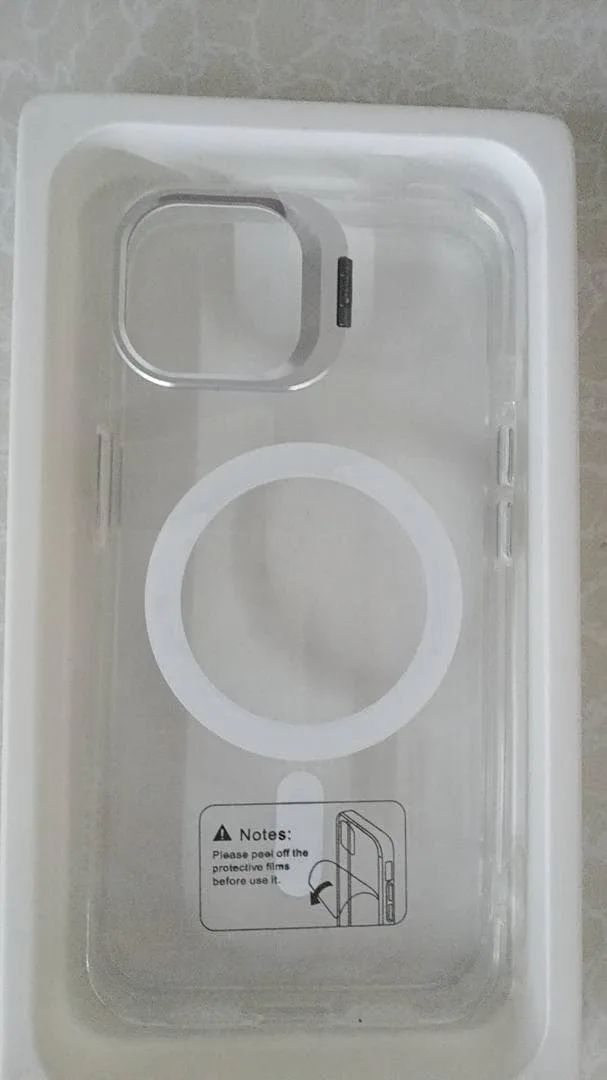 MagSafe対応 iPhone13/14 レンズスタンド付き クリアケース