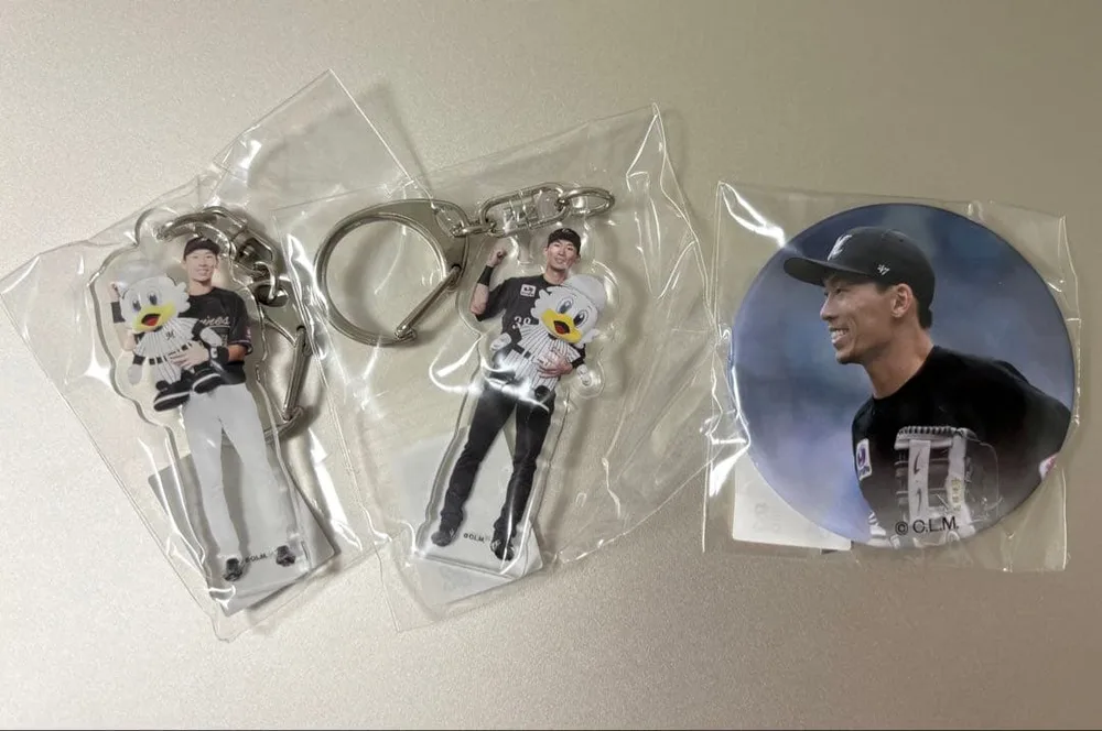 髙部瑛斗選手 キーホルダー、缶バッジ