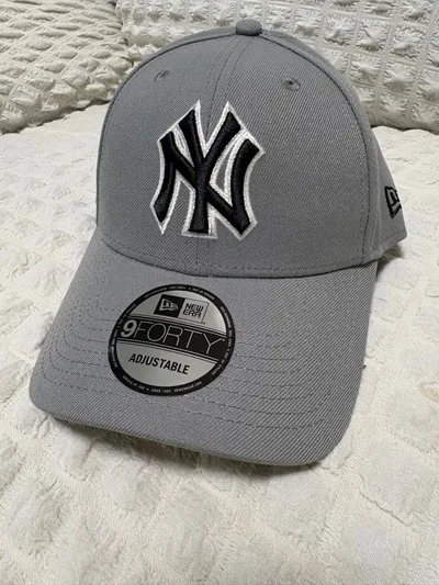 【美品】NEW ERA 9FORTY ニューヨークヤンキース キャップ