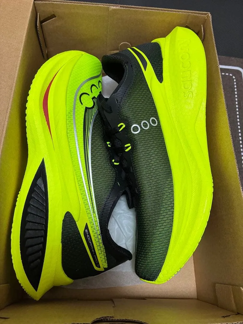 28cm Saucony ENDORPHIN PRO 5 ランニング サッカニー