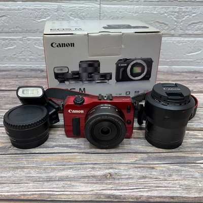 【動作品】Canon EOS M レッド 22mm レンズキット