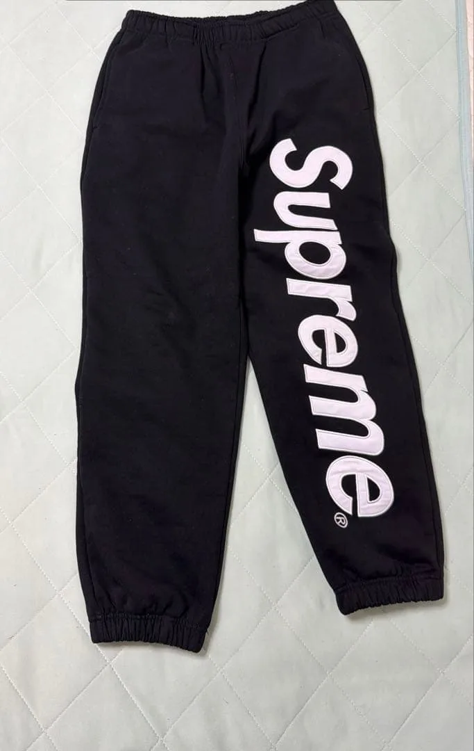 【11月まで値下げ】supreme スウェットパンツ