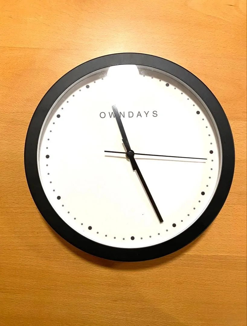 OWNDAYS 壁掛け時計 インテリア