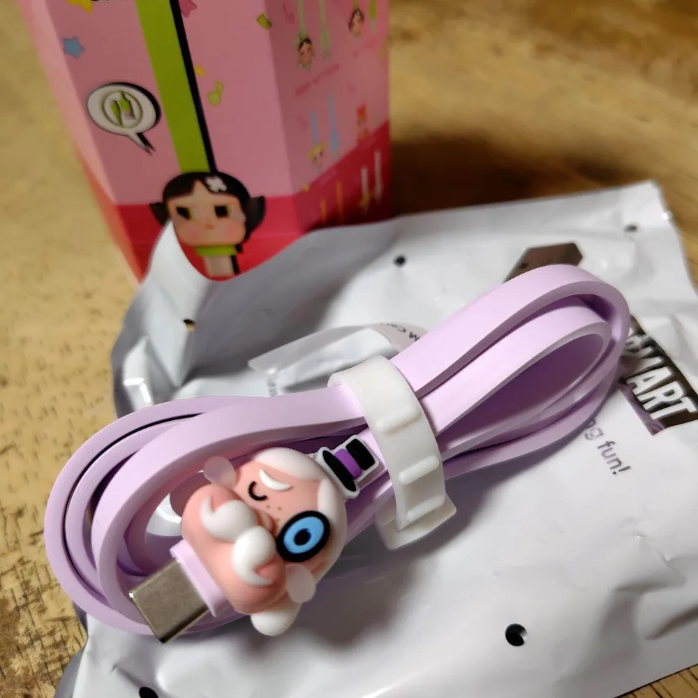新品未使用品POPMART Powerpuff Girls iPhoneケーブル