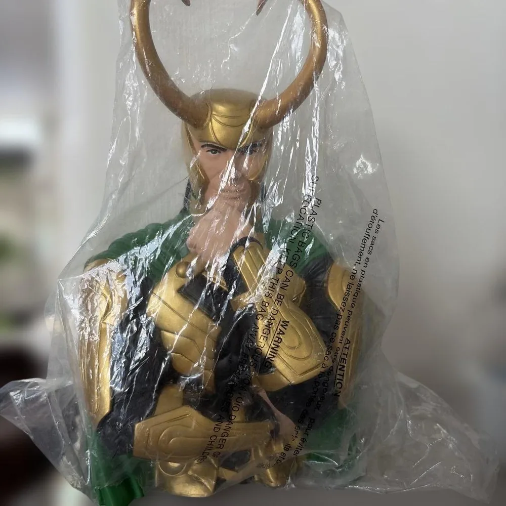 MARVEL Loki Bust Bank กระปุกออมสิน