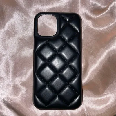 iPhone用ケース キルティング ブラック